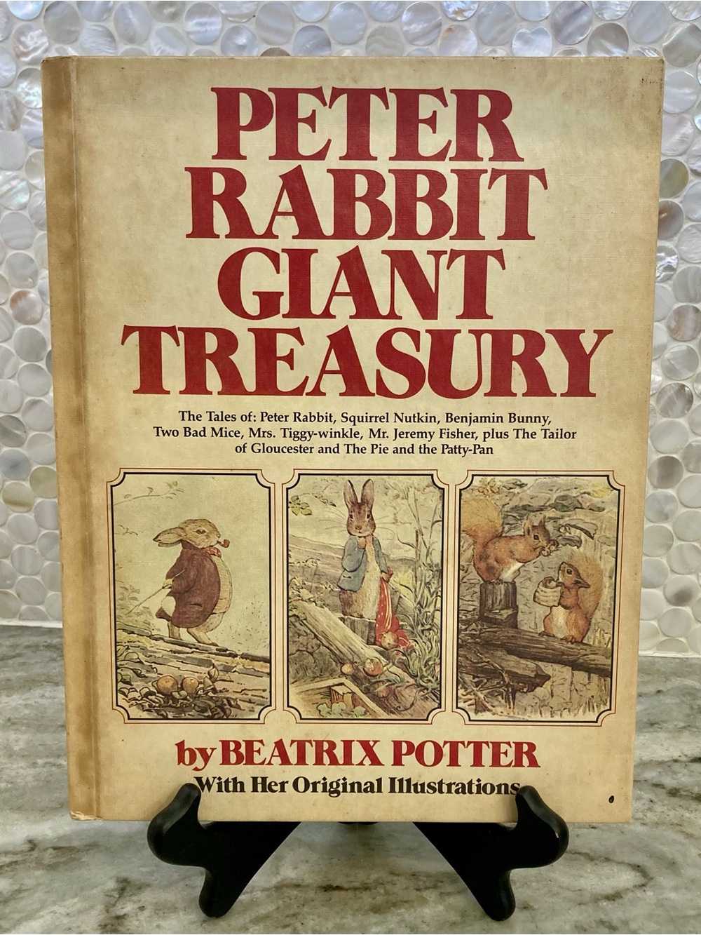 Vintage 1980 Hardcover Illustrated Beatrix Potter Peter Rabbit Giant Treasury